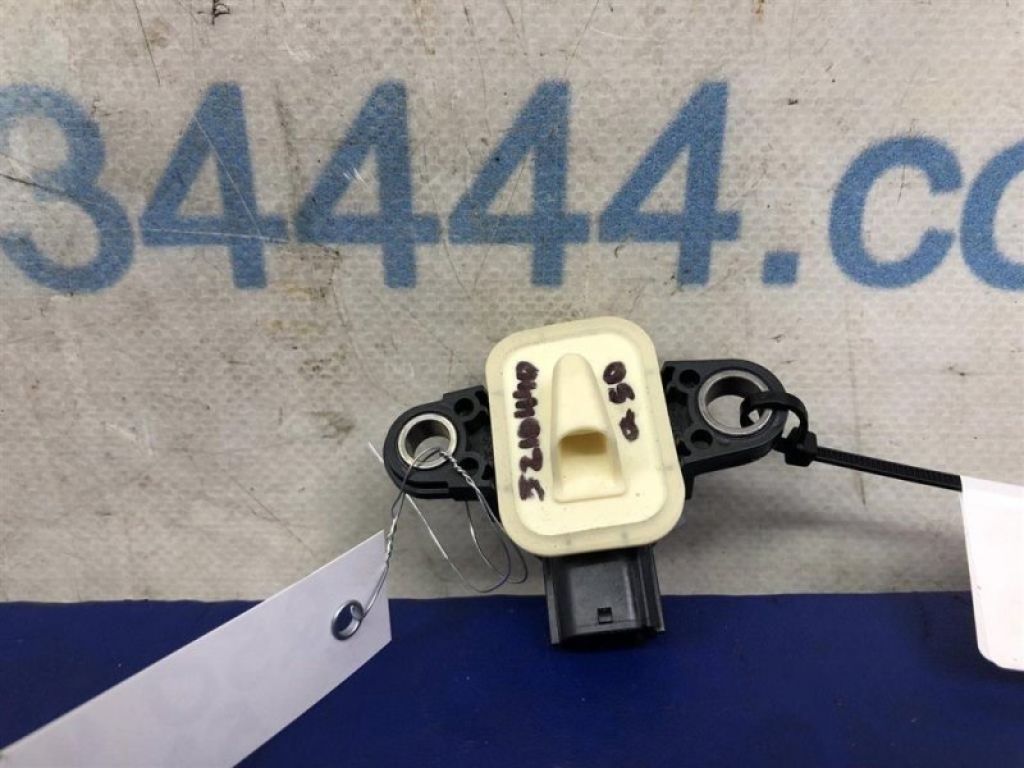 98836-1MA0A | Датчик удара передн. прав. INFINITI Q50 15-20 - Фото 3