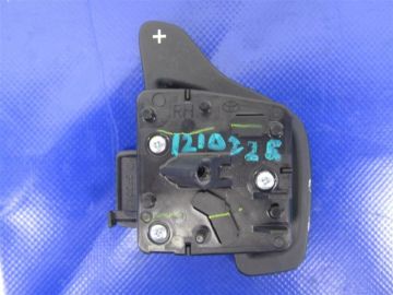 Пелюстки перемикання передач прав. TOYOTA CAMRY 55 14-17