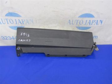 Подушка безпеки в коліна передн. прав. TOYOTA CAMRY 55 14-17