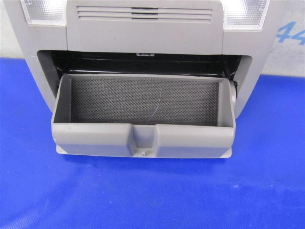 63650-06381-B0 | Плафон салона передн. TOYOTA CAMRY 55 14-17 - Фото 4