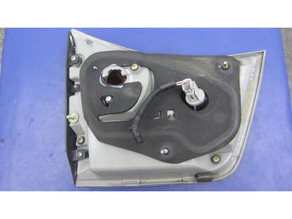 81580-0E010 | Фонарь внутренний задн. прав. LEXUS RX300/330/350/400 03-09 - Фото 10