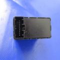 93742-1U000 | Кнопка обогрева сидений прав. KIA SORENTO XM 09-14 - Превью 4