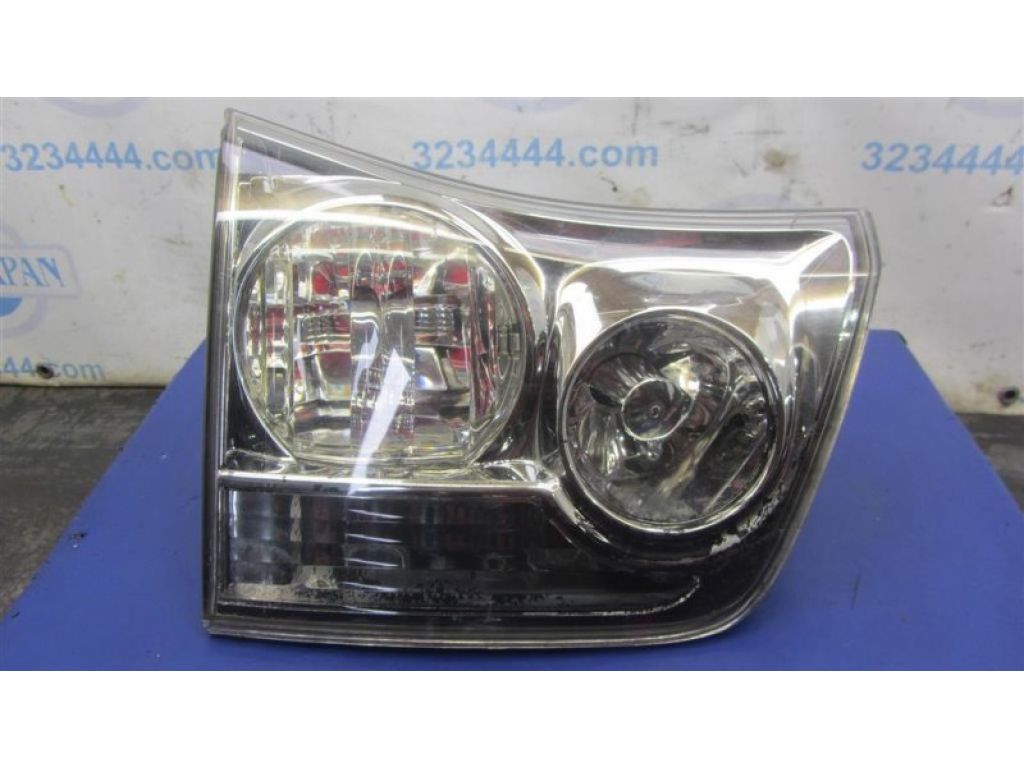 81590-0E010 | Ліхтар внутрішній задн. лів. LEXUS RX300/330/350/400 03-09