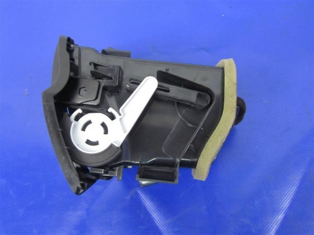 77620-TX4-A01ZA | Дефлектор повітряний передн. прав. ACURA RDX 12-19 - Фото 4