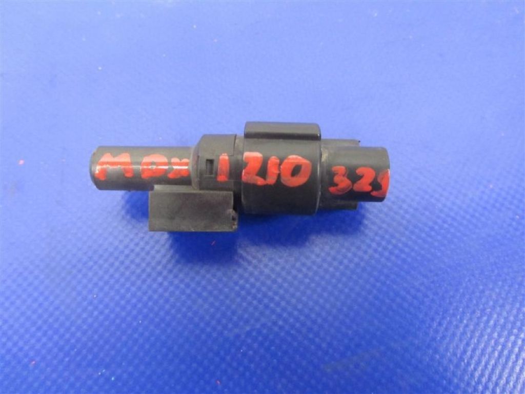 80525-SS0-942 | Датчик температуры наружного воздуха ACURA MDX (YD2) 06-13