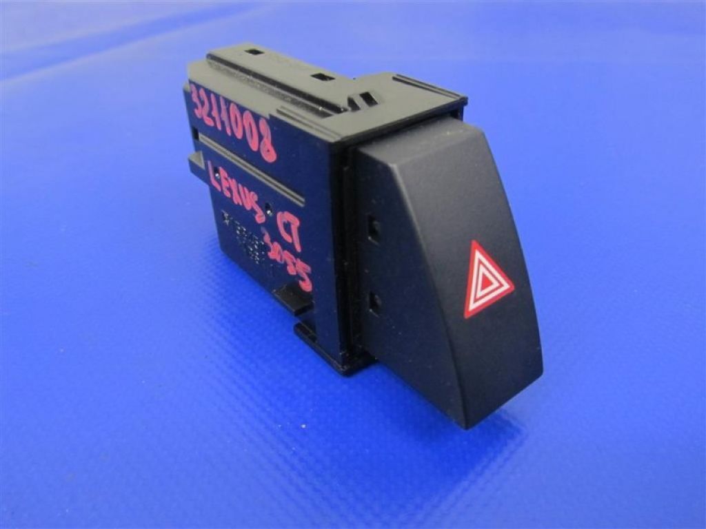 84332-76010 | Кнопка аварійної сигналізації LEXUS CT200 11-17
