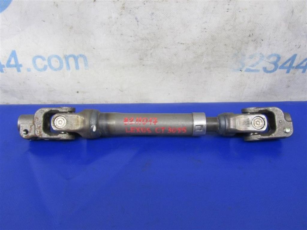 45260-76010 | Рульовий карданчик LEXUS CT200 11-17