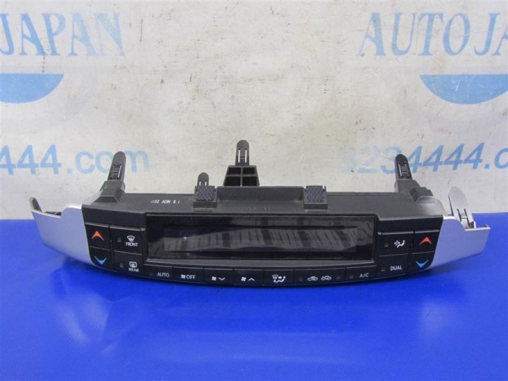55900-76060 | Блок управления печкой LEXUS CT200 11-17