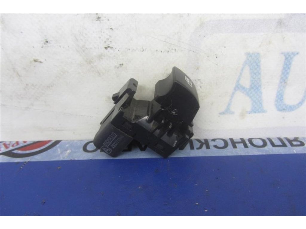 8608A319 | Кнопка склопідіймача задн. лів. MITSUBISHI OUTLANDER GF 12-