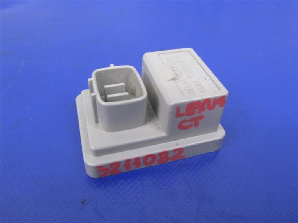 85942-58010 | реле LEXUS CT200 11-17