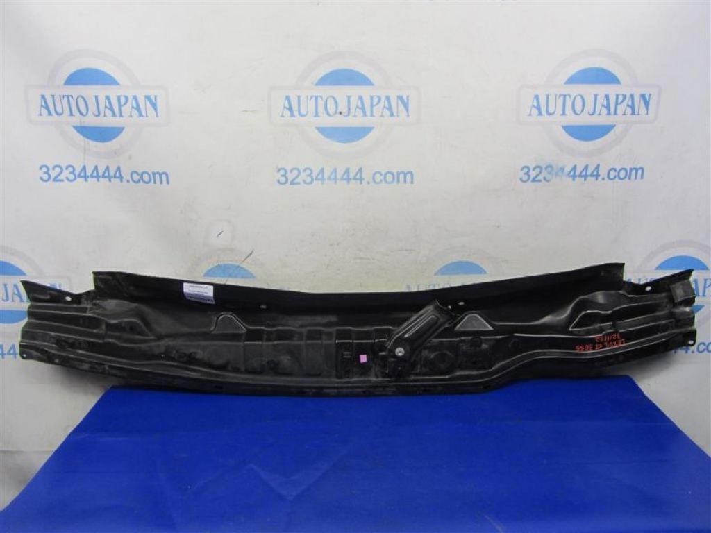 55701-76010 | Поддон механизма дворников LEXUS CT200 11-17