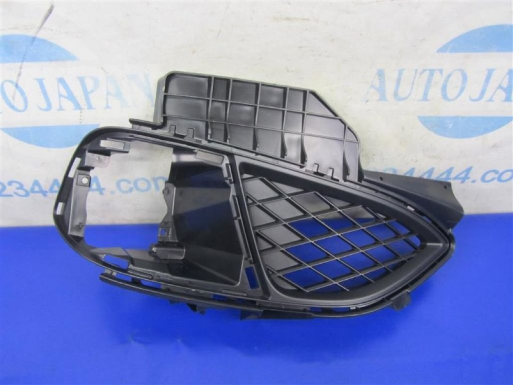 71102-TX6-A51 | Накладка бампера передн. прав. ACURA ILX 16-19