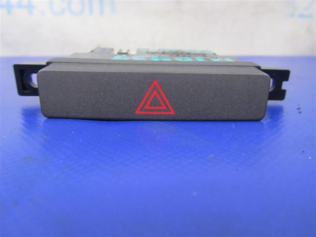 35510-TX4-A01 | Кнопка аварийной сигнализации ACURA RDX 12-19
