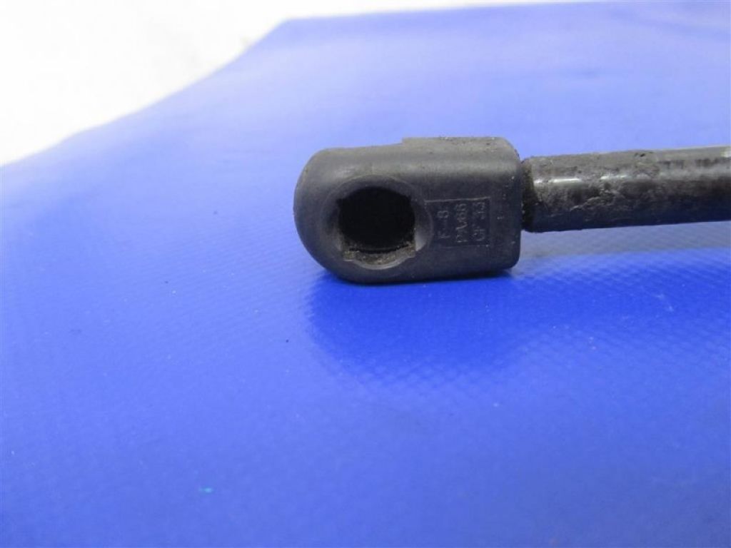 74820-TX4-A01 | Амортизатор крышки багажника ACURA RDX 12-19 - Фото 5