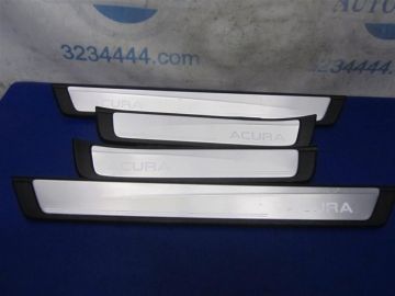 Накладка порога внутрішня задн. ACURA RDX 12-19