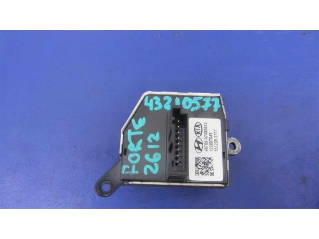 96710-A7200K3S | Кнопки руля KIA FORTE YD 12- - Фото 2