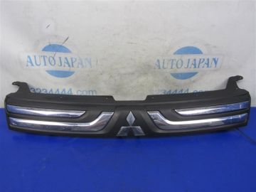 Решітка радіатора MITSUBISHI OUTLANDER GF 12-