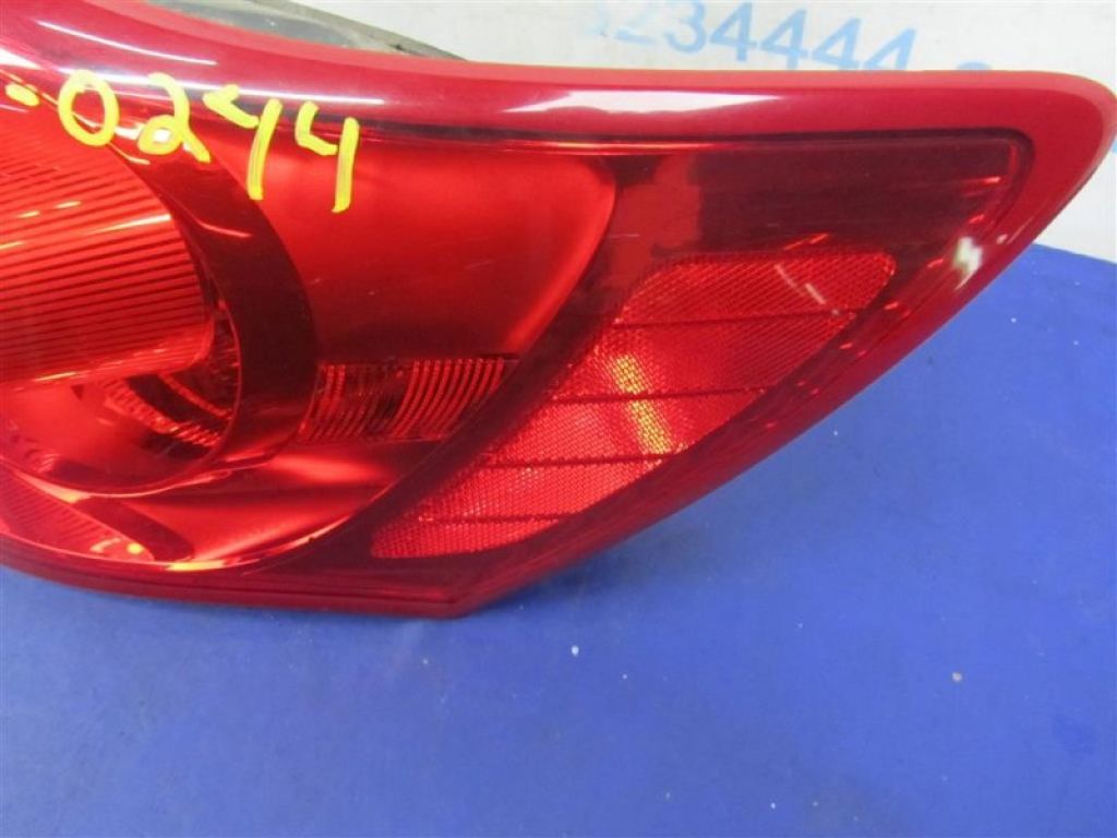 35650-57L00 | Ліхтар зовнішній задн. прав. SUZUKI KIZASHI 09-14 - Фото 4