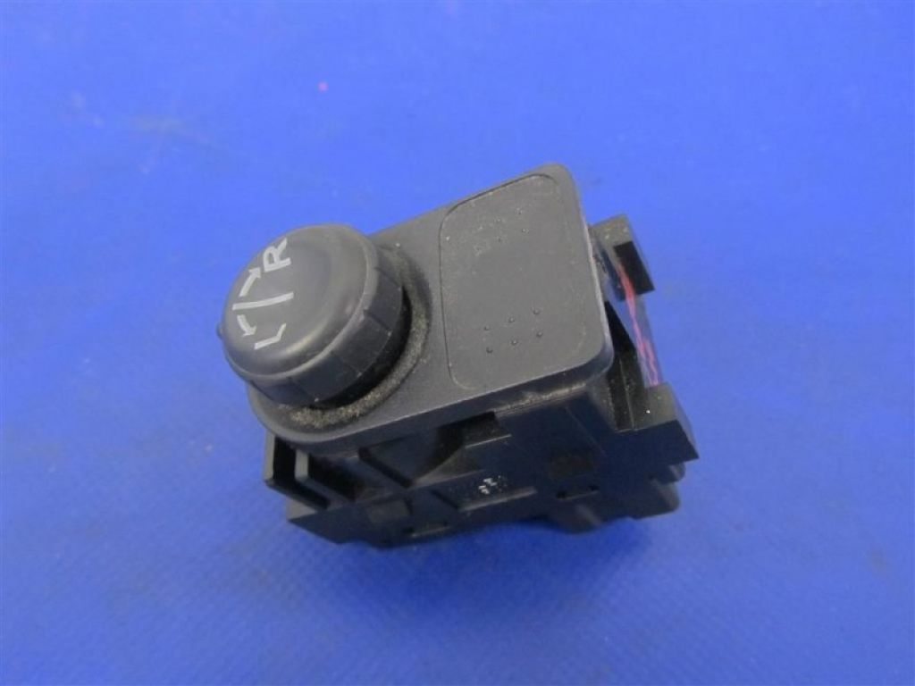25570-AG000 | Блок управления зеркалами NISSAN SENTRA (B16) 06–12