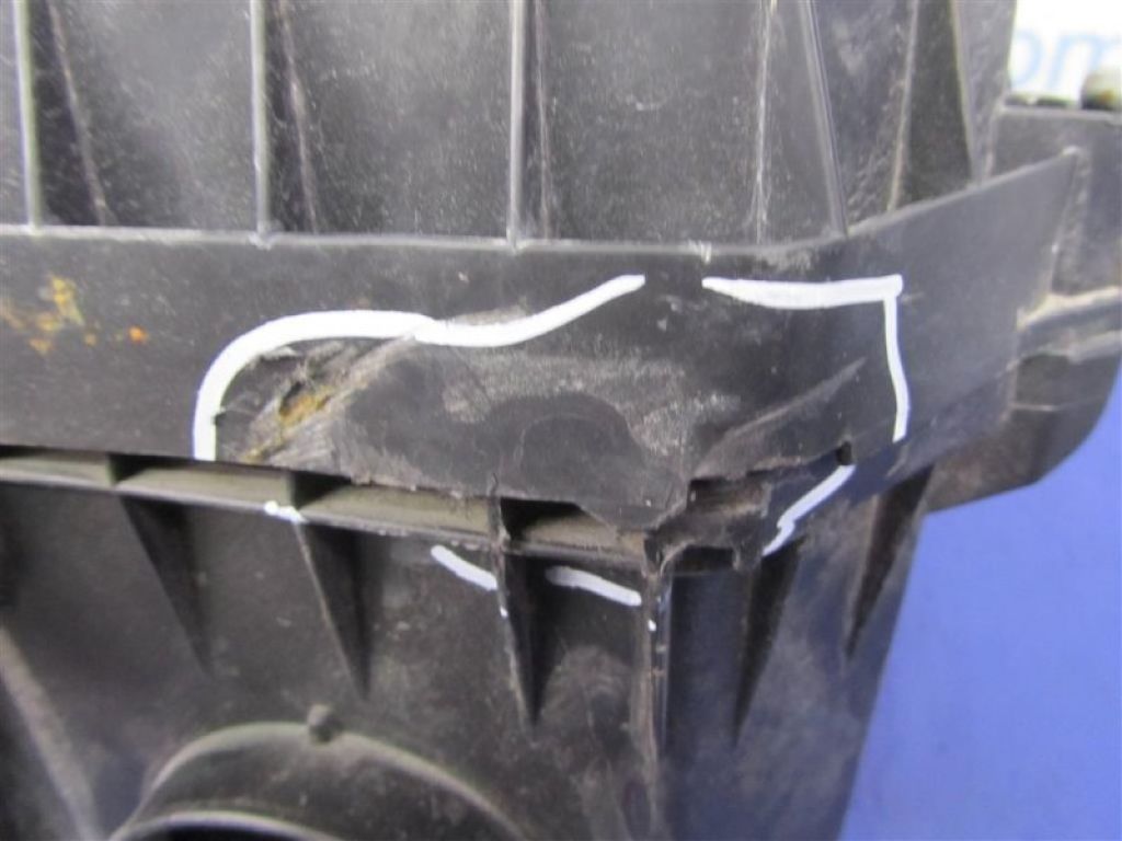 13700-57L00 | Корпус воздушного фильтра SUZUKI KIZASHI 09-14 - Фото 4