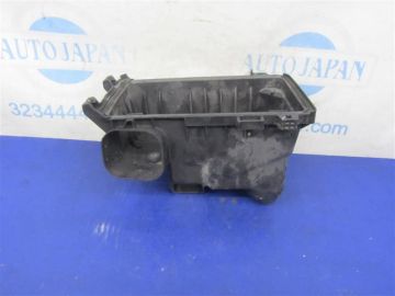 Корпус повітряного фільтра LEXUS RX300/330/350/400 03-09