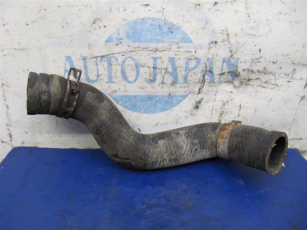 16571-0S010 | Патрубок системы охлаждения TOYOTA TUNDRA 07-13