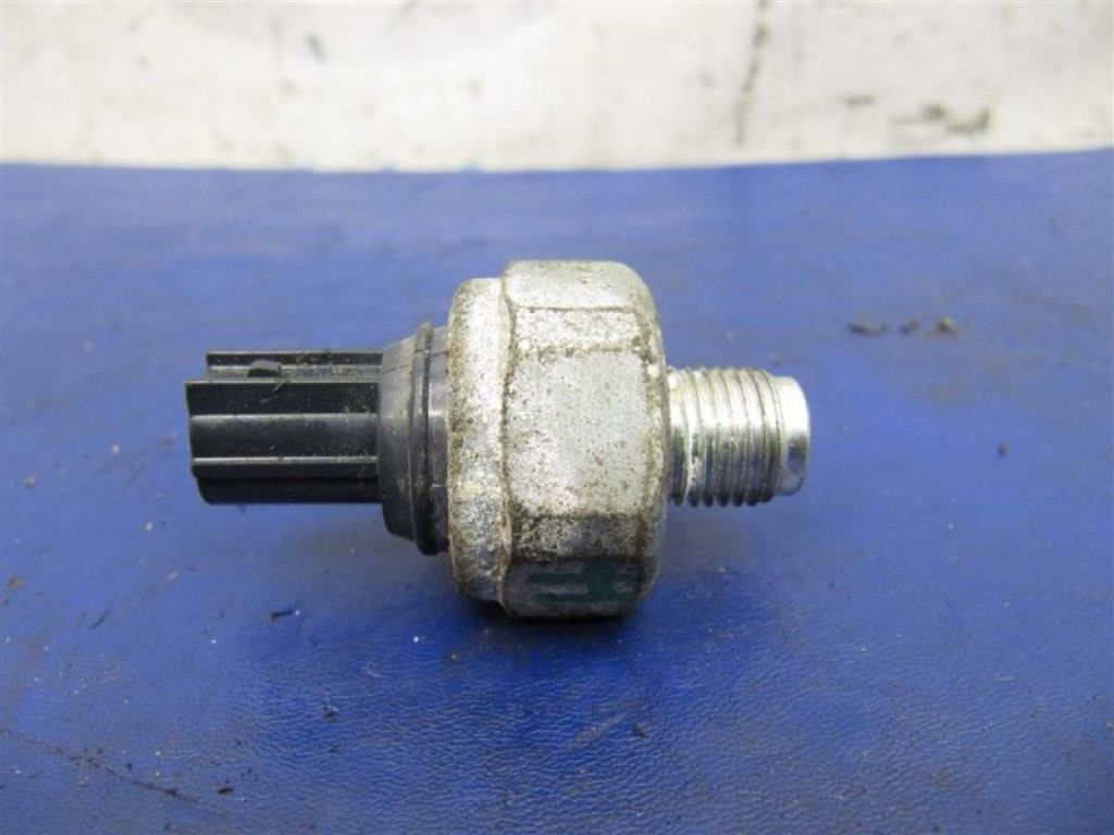 37240-R70-A03 | Датчик давления масла ДВС HONDA ODYSSEY 05-10
