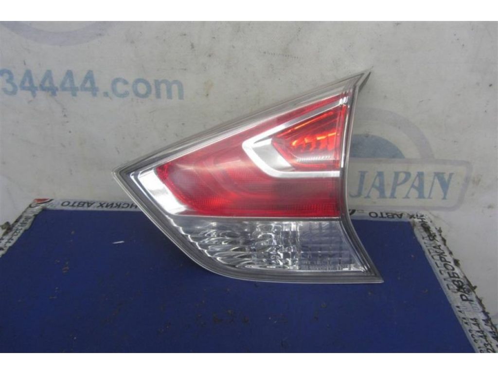 26550-5HA1A | Ліхтар внутрішній задн. прав. NISSAN X-TRAIL/ROGUE T32 13-20