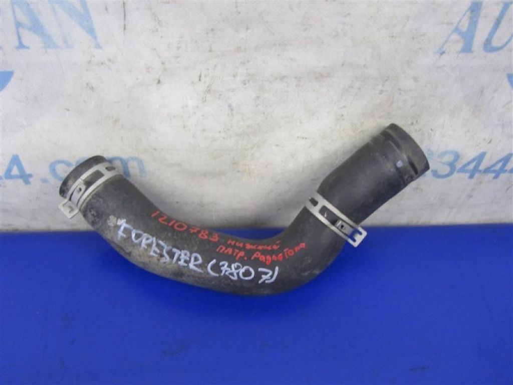 45161SC020 | Патрубок системы охлаждения SUBARU FORESTER 12-19