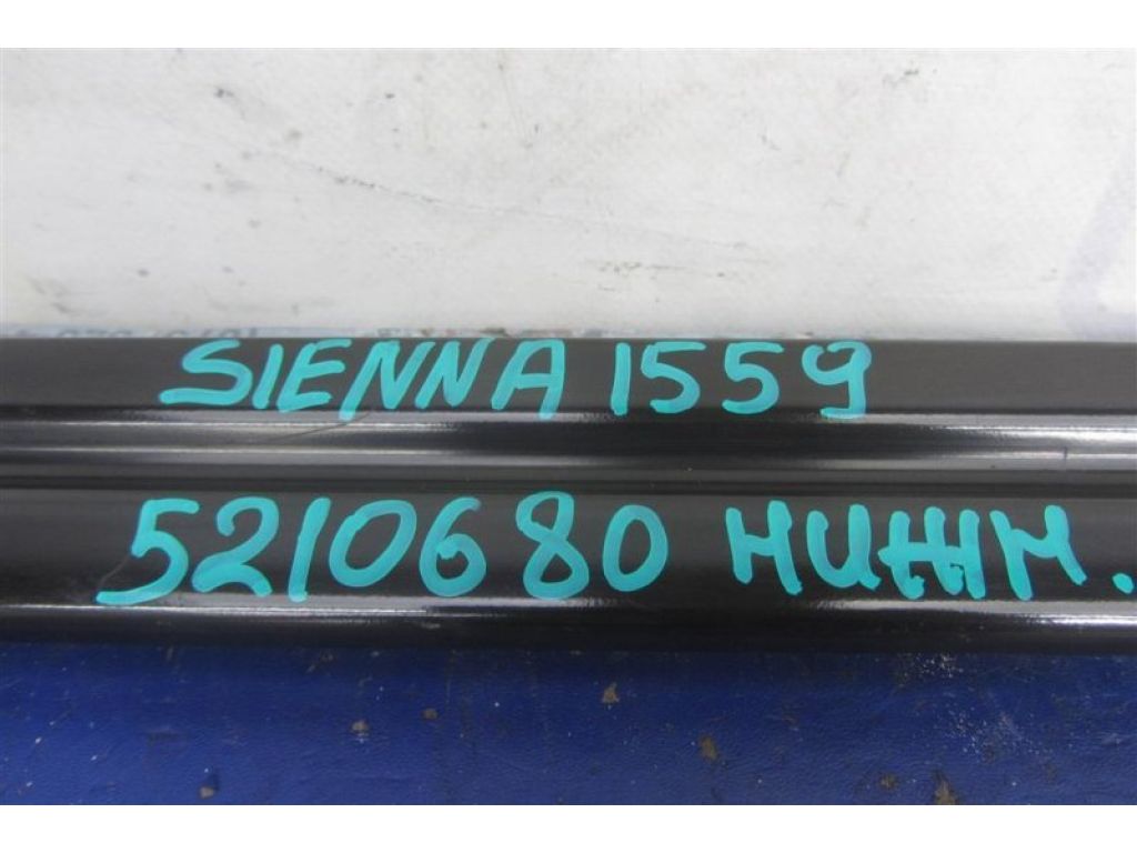 16506-0A090 | Крепление радиатора TOYOTA SIENNA 03-10 - Фото 2