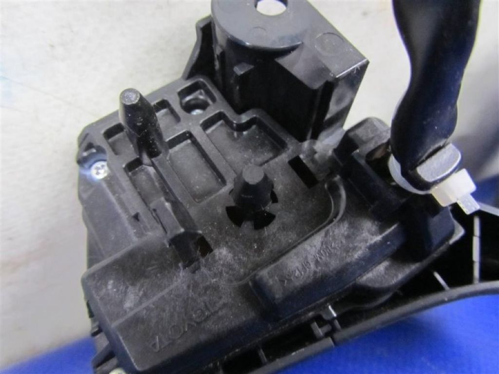 84250-30080-C0 | Кнопки руля LEXUS GS350 GS300 05-11 - Фото 6