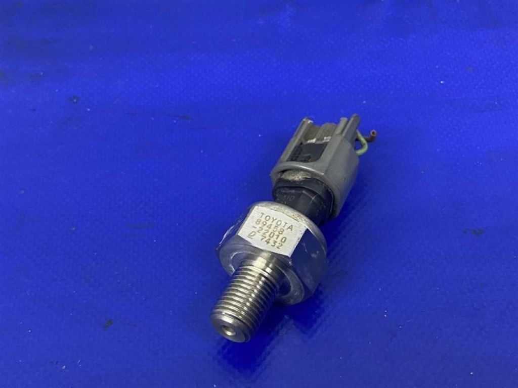 89458-22010 | Датчик тиску палива TOYOTA AVENSIS 03-08