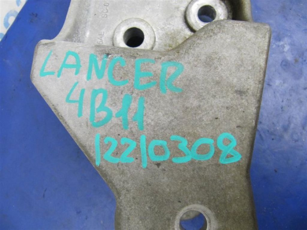 Кронштейн двигуна MITSUBISHI LANCER X 10 07-15 - Фото 2