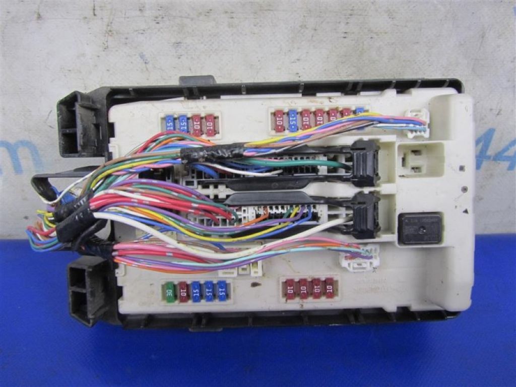 284B7-JK00A | Блок предохранителей моторный отсек INFINITI G25/G35/G37/Q40 06-14