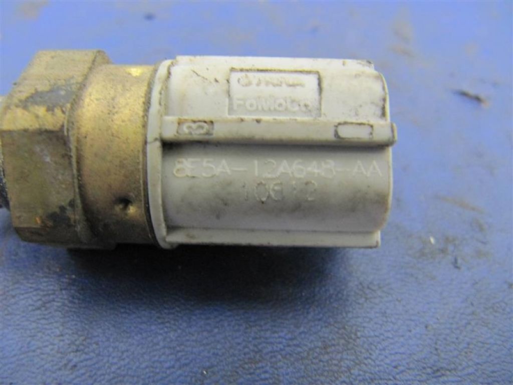 L35G-18-840 | Датчик температури охолоджувальної рідини MAZDA 3 BL 09-13 - Фото 3