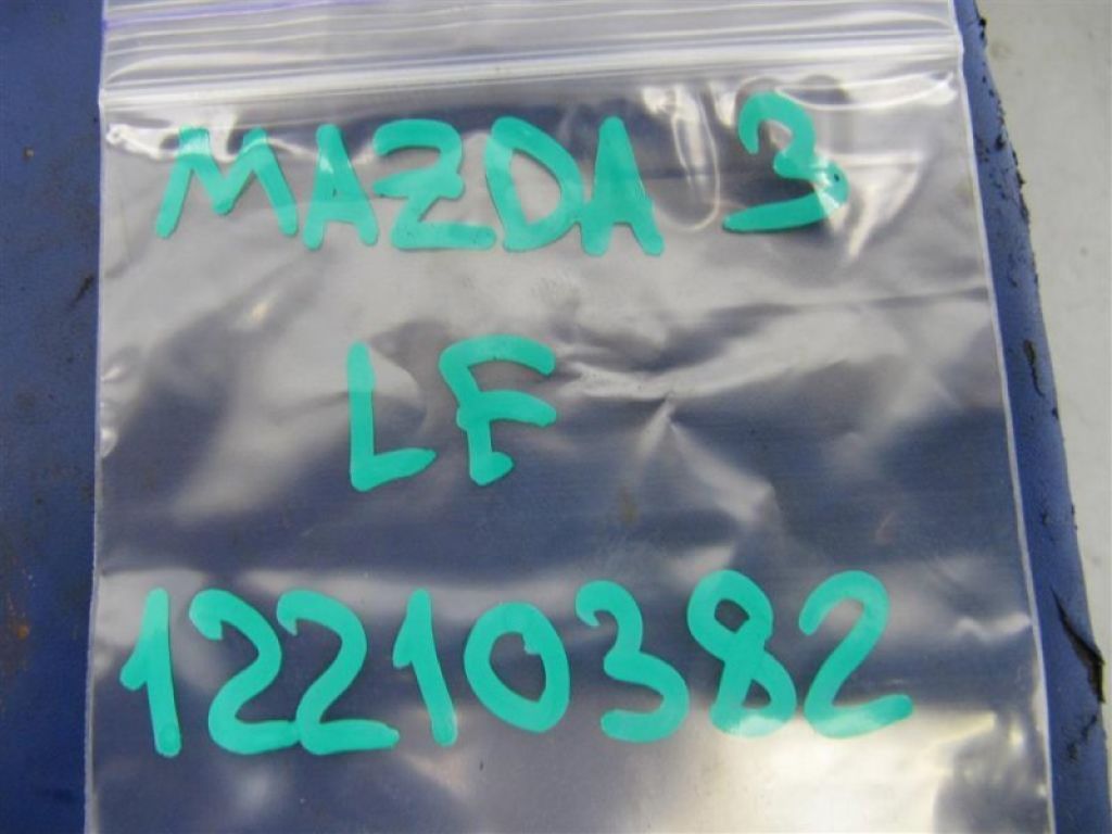 LF01-18-501 | Датчик давления масла ДВС MAZDA 3 BL 09-13 - Фото 2