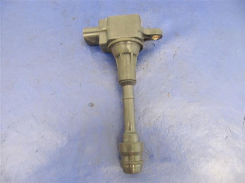 22448-8H315 | Катушка зажигания NISSAN X-TRAIL T30 01-07