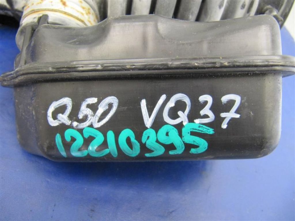 16576-4GB0B | Патрубок воздушного фильтра INFINITI Q50 15-20 - Фото 2