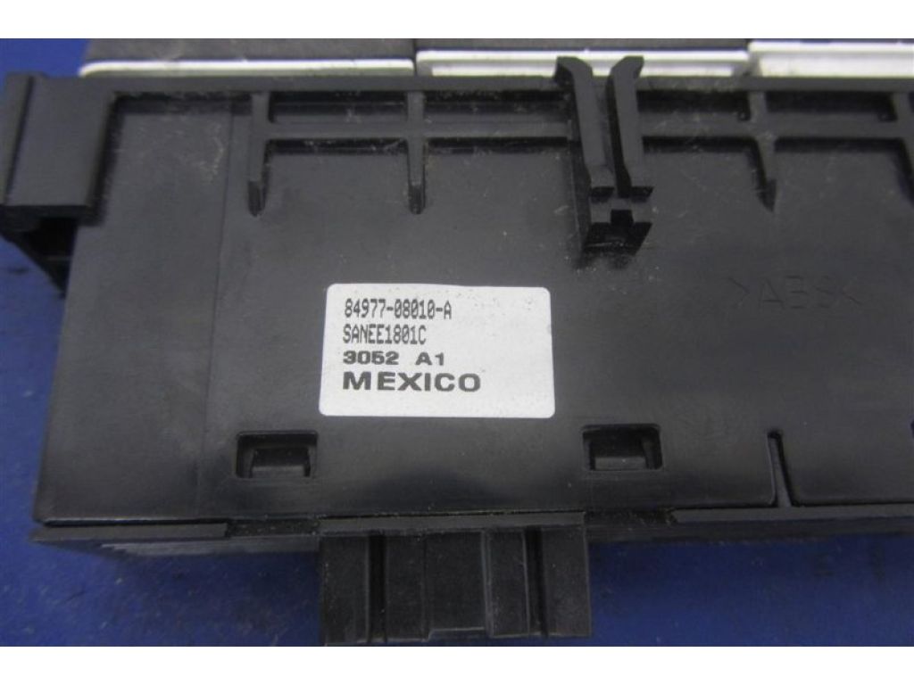 84977-08010 | Кнопка TOYOTA SIENNA 11-16 - Фото 3