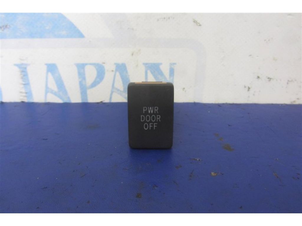 84962-0T010 | Кнопка открытия двери TOYOTA SIENNA 11-16