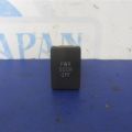 84962-0T010 | Кнопка открытия двери TOYOTA SIENNA 11-16