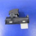 Кнопка склопідіймача задн. прав. TOYOTA CAMRY 55 14-17 - Прев'ю 4