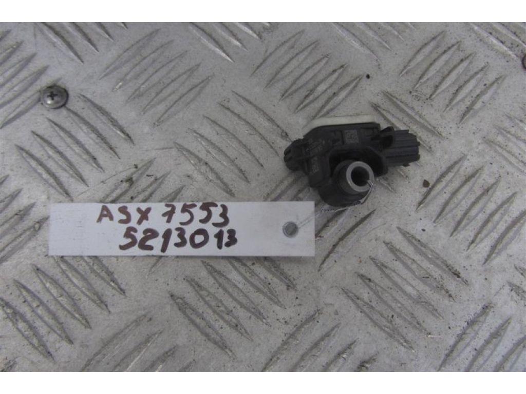 8651A165 | Датчик удара передн. MITSUBISHI ASX / OUTLANDER SPORT 10-21