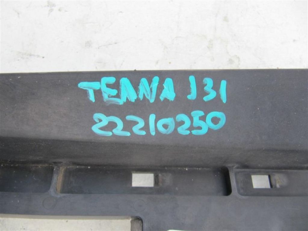 92185-9W50A | Дефлектор радіатора лів. NISSAN TEANA J31 03-07 - Фото 2