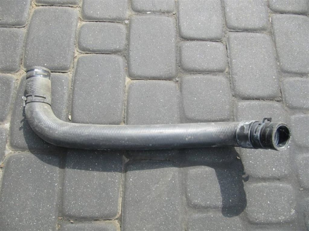 Патрубок системи охолодження LEXUS GS350 GS300 05-11 - Фото 3