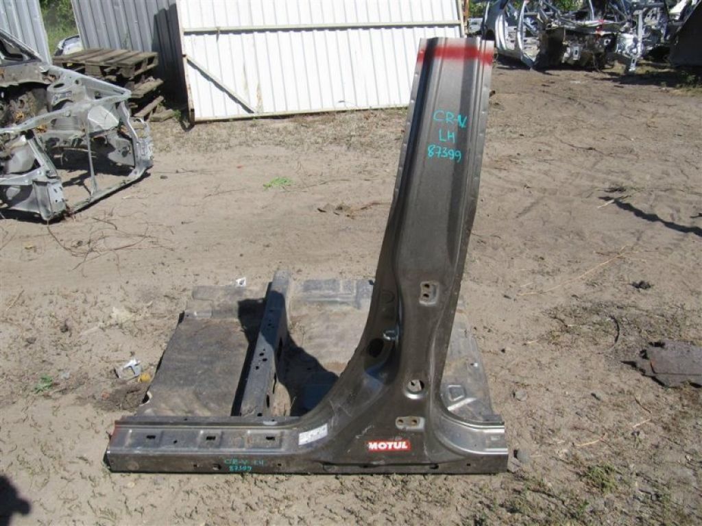 63620-SXS-A00ZZ | Стойка кузова средняя лев. HONDA CRV 06-12