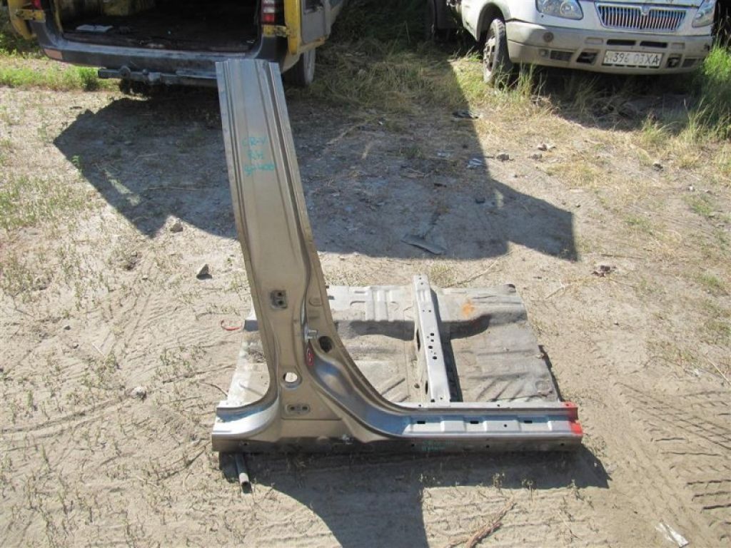 63220-SXS-A00ZZ | Стойка кузова средняя прав. HONDA CRV 06-12