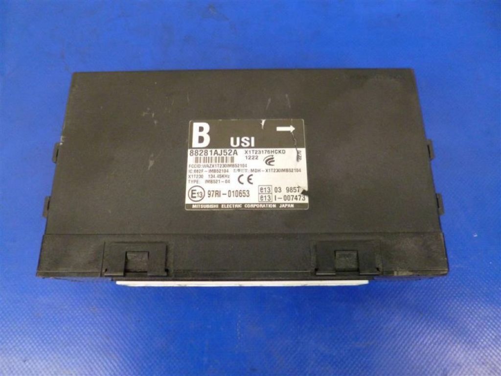 88281AJ52A | Блок комфорта SUBARU OUTBACK 09-14 BR