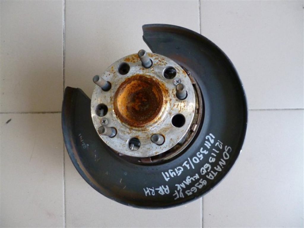 52720-4R010 | Цапфа задн. прав. HYUNDAI SONATA YF 10-14