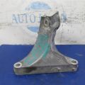 30450AA021 | Кронштейн КПП прав. SUBARU OUTBACK 09-14 BR